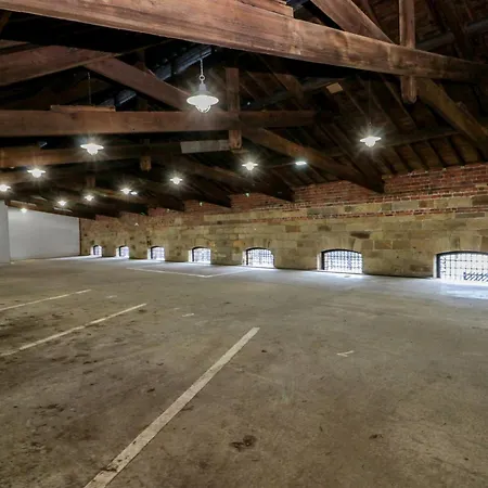 아파트 Mallard Engine Shed *