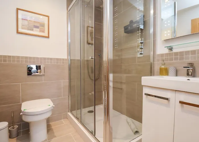 Mallard Engine Shed 휫비