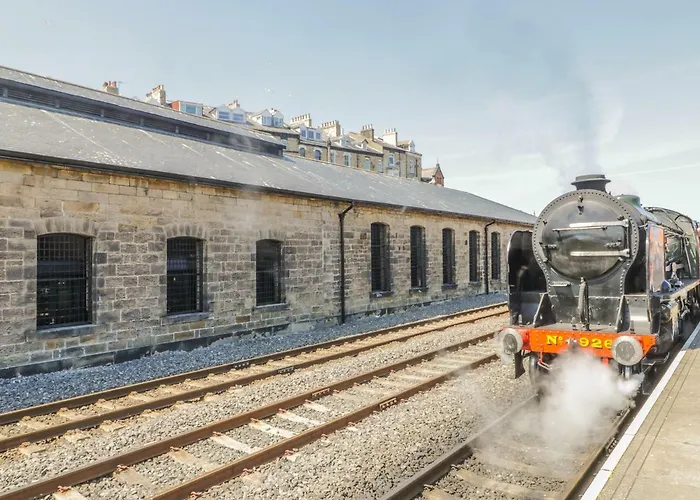 Mallard Engine Shed 아파트 휫비